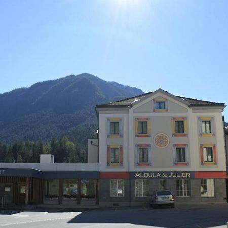 Hotel Albula & Julier Tiefencastel Extérieur photo