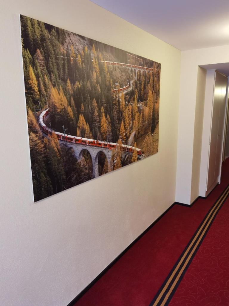 Hotel Albula & Julier Tiefencastel Extérieur photo